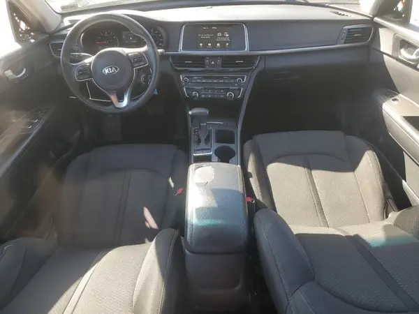 KNAGT4L31J5235091 2018 KIA OPTIMA - Image 8