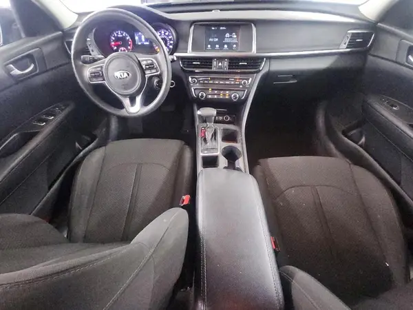 KNAGT4L31J5238444 2018 KIA OPTIMA - Image 8