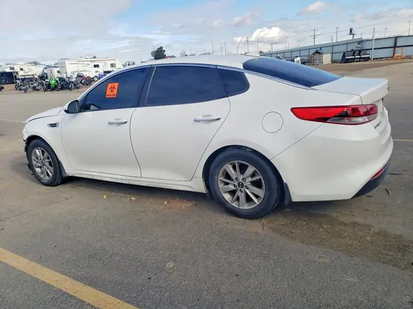 KNAGT4L32G5084724 2016 KIA OPTIMA - Image 2