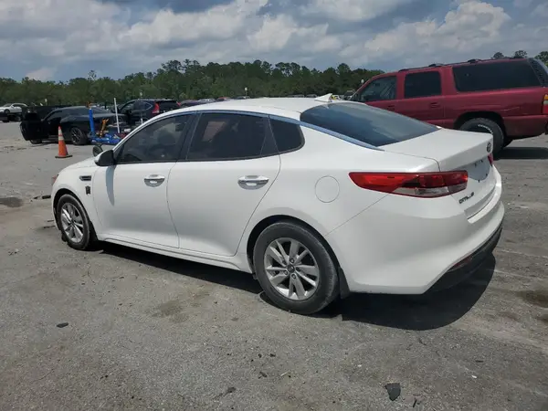 KNAGT4L32G5095786 2016 KIA OPTIMA - Image 2