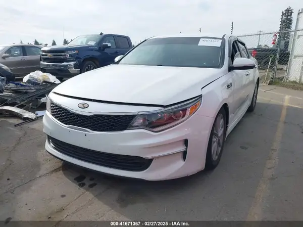 KNAGT4L32G5101151 2016 KIA OPTIMA - Image 2