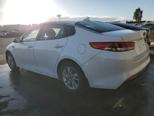 KNAGT4L32G5101330 2016 KIA OPTIMA - Image 2