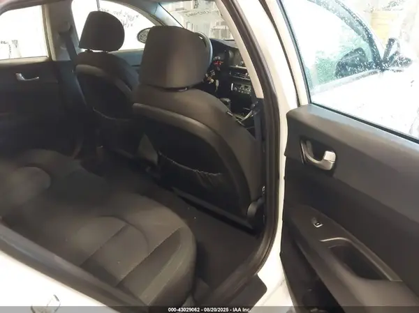 KNAGT4L32G5102347 2016 KIA OPTIMA - Image 8