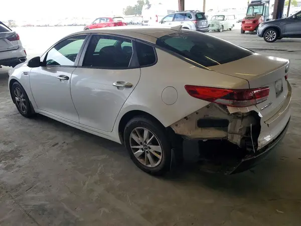 KNAGT4L32G5102705 2016 KIA OPTIMA - Image 2