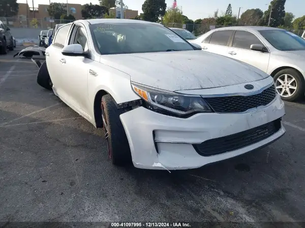 KNAGT4L32G5103272 2016 KIA OPTIMA - Image 1