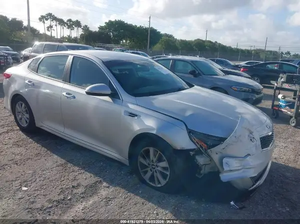 KNAGT4L32G5104261 2016 KIA OPTIMA - Image 1
