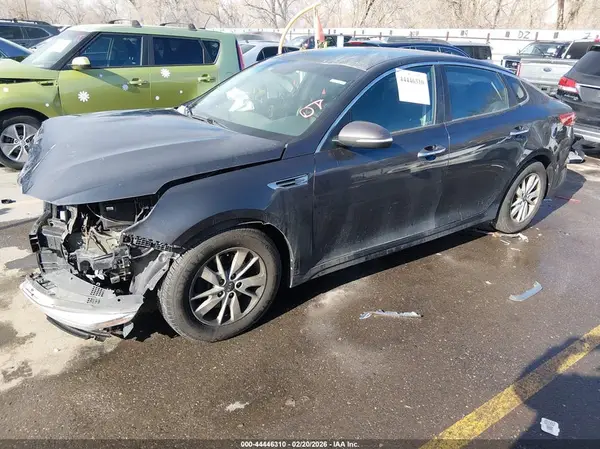 KNAGT4L32G5107399 2016 KIA OPTIMA - Image 2