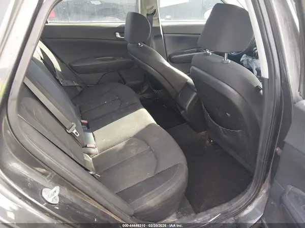 KNAGT4L32G5107399 2016 KIA OPTIMA - Image 8