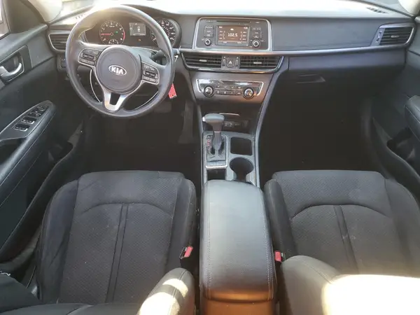 KNAGT4L32H5131252 2017 KIA OPTIMA - Image 8