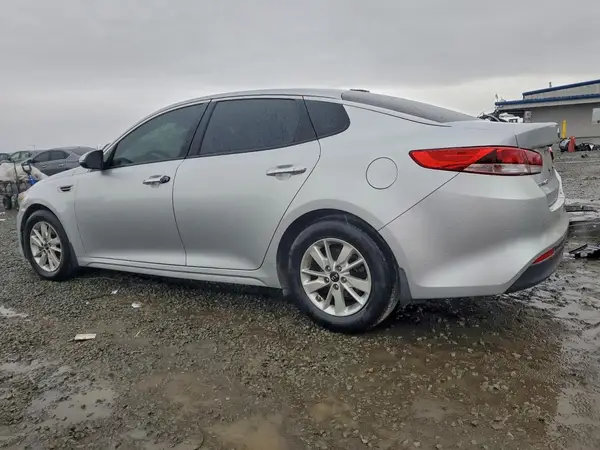 KNAGT4L32H5132787 2017 KIA OPTIMA - Image 2