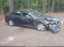 KNAGT4L32H5145975 2017 KIA OPTIMA