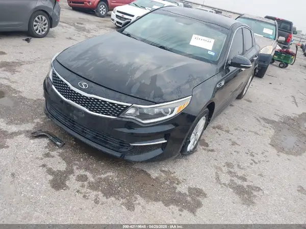 KNAGT4L32H5150383 2017 KIA OPTIMA - Image 2
