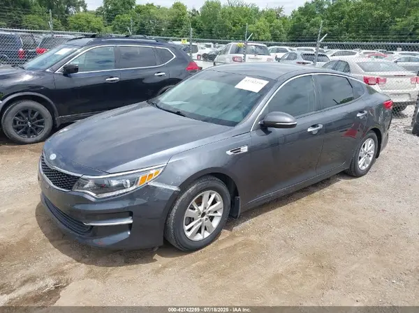 KNAGT4L32H5170911 2017 KIA OPTIMA - Image 2