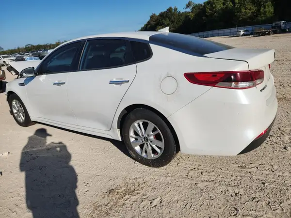 KNAGT4L32J5205856 2018 KIA OPTIMA - Image 2