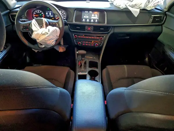 KNAGT4L32J5219403 2018 KIA OPTIMA - Image 8