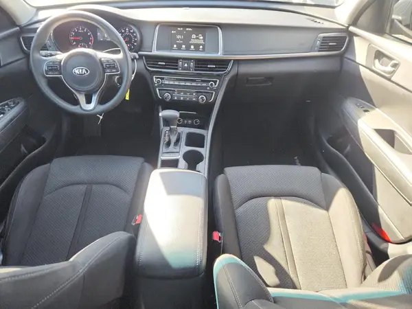 KNAGT4L32J5232555 2018 KIA OPTIMA - Image 8