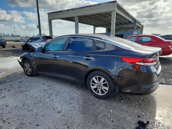 KNAGT4L32J5233835 2018 KIA OPTIMA - Image 2