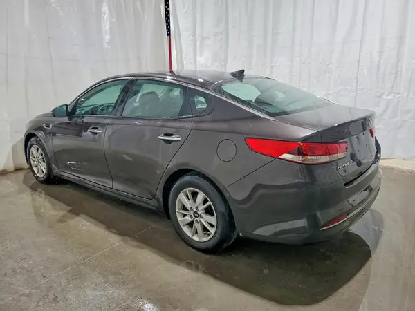 KNAGT4L32J5235889 2018 KIA OPTIMA - Image 2