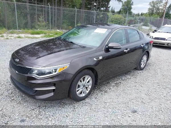 KNAGT4L32J5238372 2018 KIA OPTIMA - Image 2