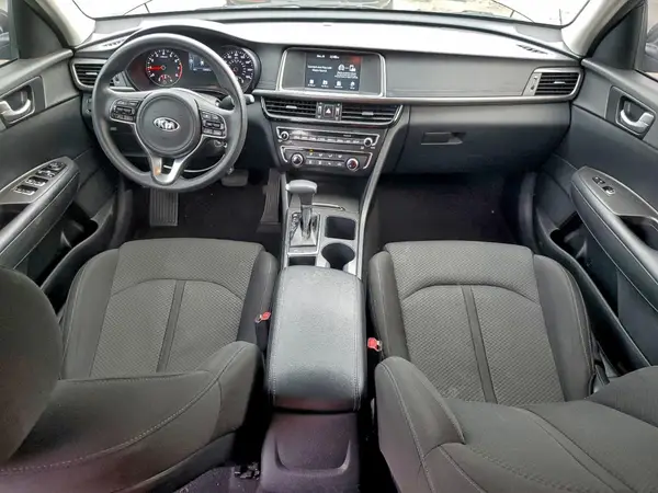KNAGT4L32J5238842 2018 KIA OPTIMA - Image 8