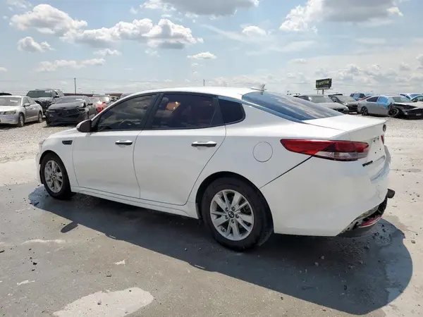 KNAGT4L33G5077166 2016 KIA OPTIMA - Image 2