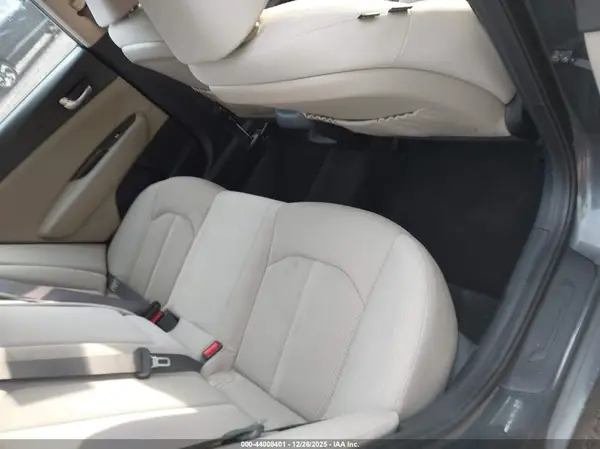 KNAGT4L33G5077796 2016 KIA OPTIMA - Image 8