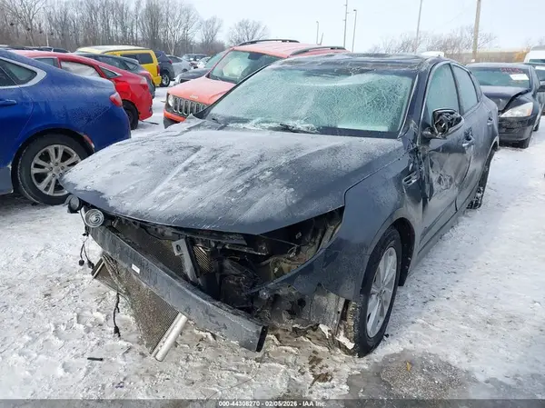 KNAGT4L33G5083808 2016 KIA OPTIMA - Image 2