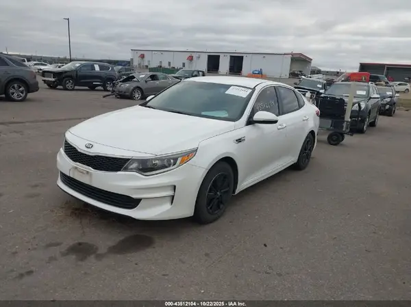 KNAGT4L33G5092024 2016 KIA OPTIMA - Image 2