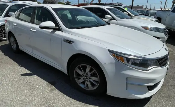 KNAGT4L33G5093593 2016 KIA OPTIMA - Image 1