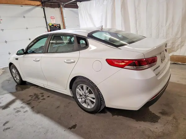 KNAGT4L33G5098535 2016 KIA OPTIMA - Image 2