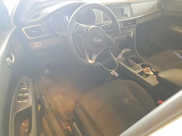 KNAGT4L33G5100977 2016 KIA OPTIMA - Image 8