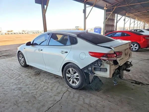 KNAGT4L33G5105564 2016 KIA OPTIMA - Image 2
