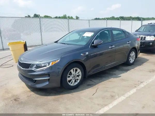 KNAGT4L33G5111199 2016 KIA OPTIMA - Image 2