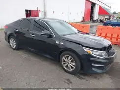 KNAGT4L33H5151624 2017 KIA OPTIMA