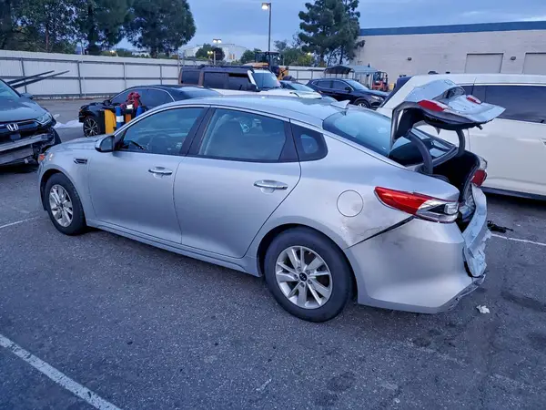KNAGT4L33H5151784 2017 KIA OPTIMA - Image 2