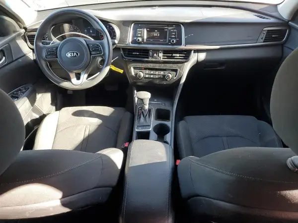 KNAGT4L33H5153356 2017 KIA OPTIMA - Image 8