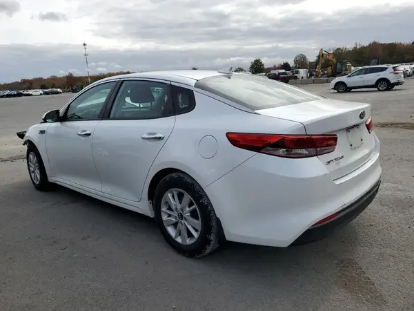 KNAGT4L33H5182825 2017 KIA OPTIMA - Image 2