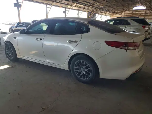 KNAGT4L33J5216509 2018 KIA OPTIMA - Image 2