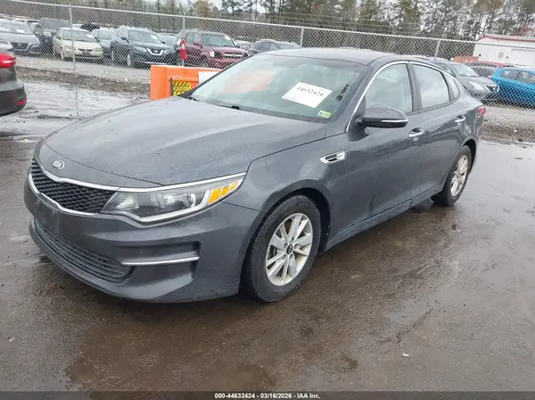 KNAGT4L33J5216994 2018 KIA OPTIMA - Image 2