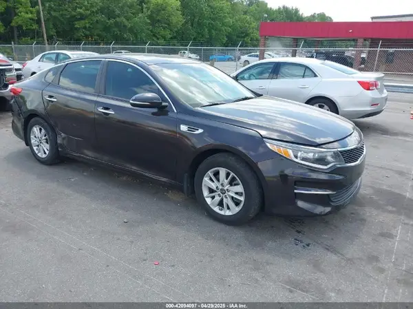 KNAGT4L33J5236419 2018 KIA OPTIMA - Image 1