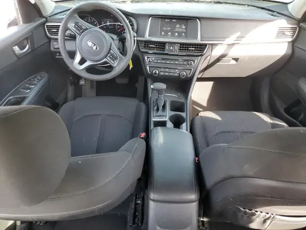 KNAGT4L33J5237344 2018 KIA OPTIMA - Image 8