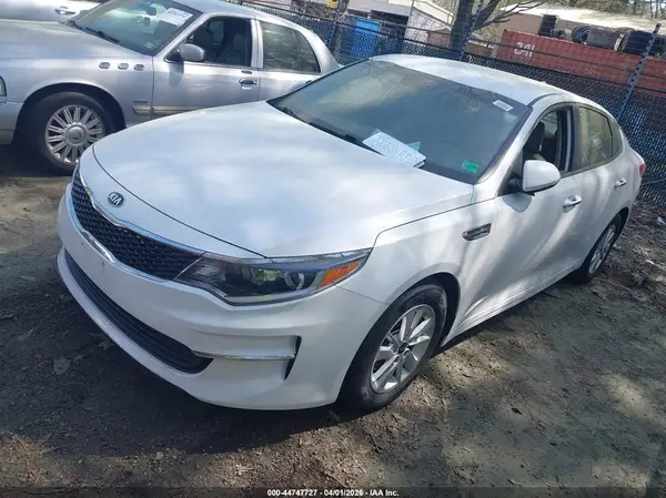 KNAGT4L34G5071862 2016 KIA OPTIMA - Image 2