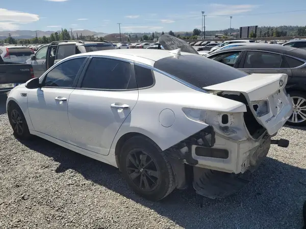 KNAGT4L34G5072638 2016 KIA OPTIMA - Image 2