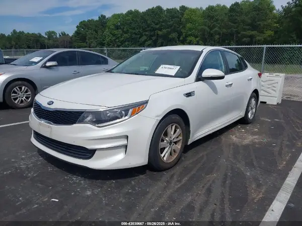 KNAGT4L34G5073708 2016 KIA OPTIMA - Image 2