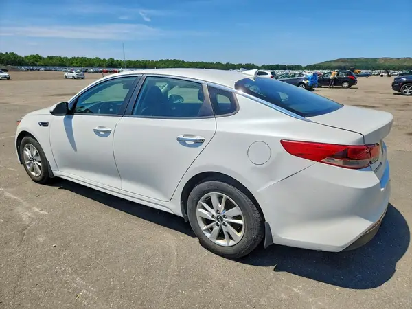 KNAGT4L34G5074065 2016 KIA OPTIMA - Image 2