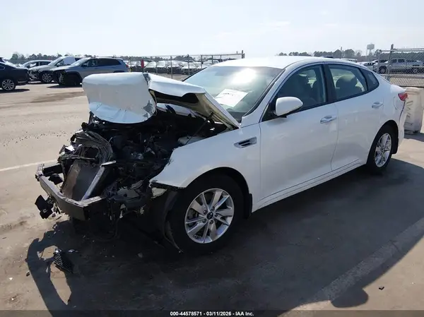 KNAGT4L34G5076690 2016 KIA OPTIMA - Image 2