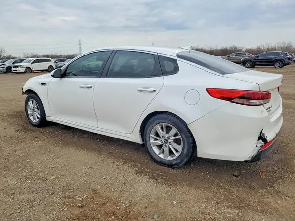 KNAGT4L34G5077208 2016 KIA OPTIMA - Image 2