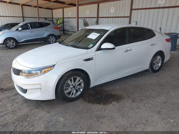 KNAGT4L34G5083753 2016 KIA OPTIMA - Image 2
