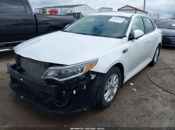 KNAGT4L34G5089729 2016 KIA OPTIMA - Image 2