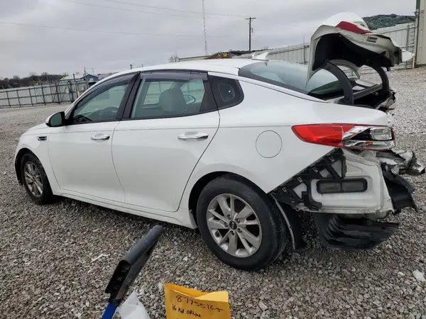 KNAGT4L34G5090752 2016 KIA OPTIMA - Image 2